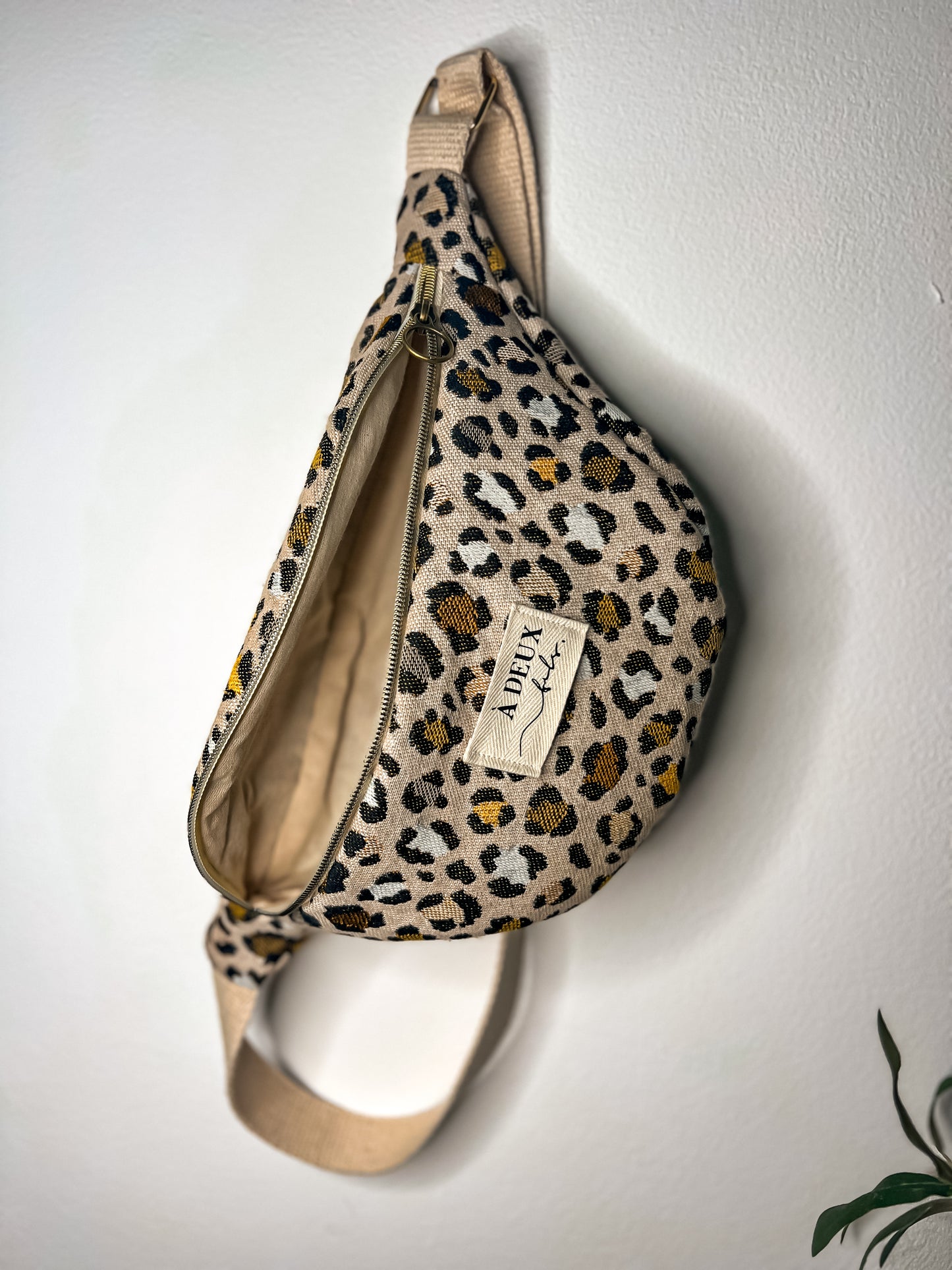 Naya 🐆 - sac banane en jacquard